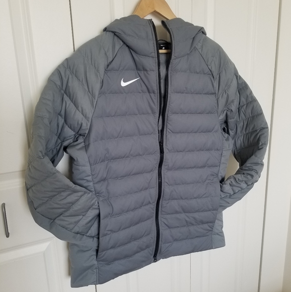Nike Sportswear Down-Fill Windrunner Gray NWT - Picture 2 of 9